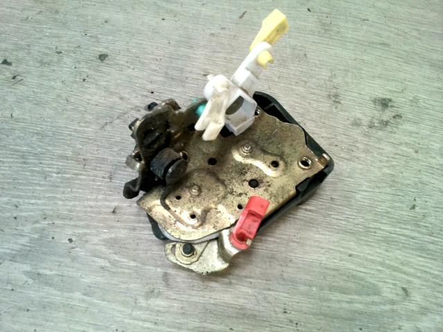 bontott CHRYSLER PT CRUISER Bal hátsó Ajtózár