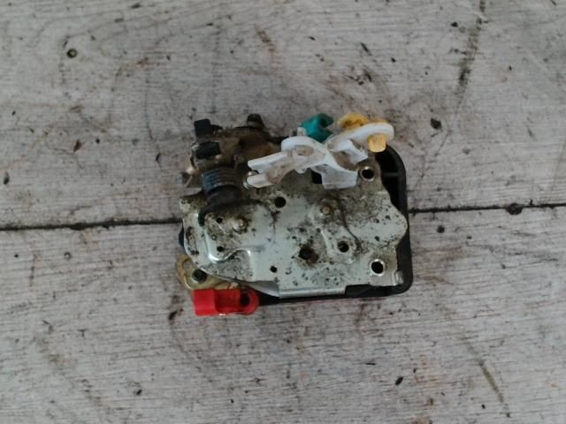 bontott CHRYSLER PT CRUISER Bal hátsó Ajtózár