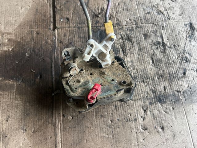 bontott CHRYSLER PT CRUISER Bal hátsó Ajtózár