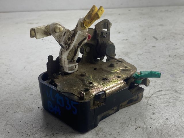 bontott CHRYSLER PT CRUISER Bal hátsó Ajtózár