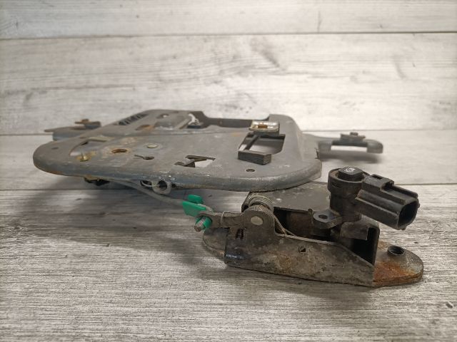 bontott CHRYSLER PT CRUISER Csomagtérajtó Zárszerkezet