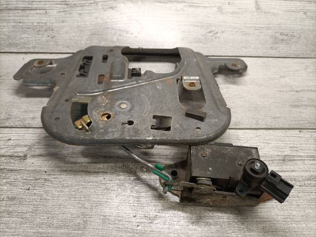 bontott CHRYSLER PT CRUISER Csomagtérajtó Zárszerkezet