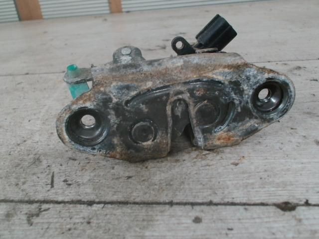 bontott CHRYSLER PT CRUISER Csomagtérajtó Zárszerkezet