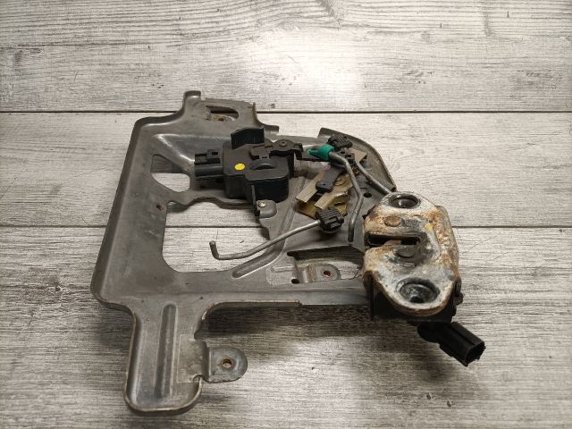 bontott CHRYSLER PT CRUISER Csomagtérajtó Zárszerkezet