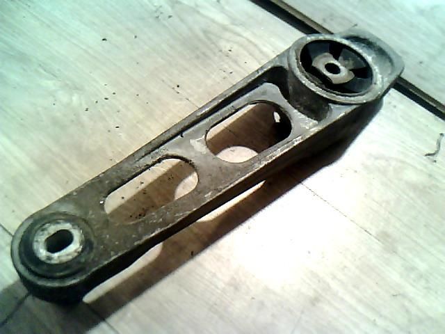 bontott CHRYSLER PT CRUISER Motor Tartó Bak (Fém)