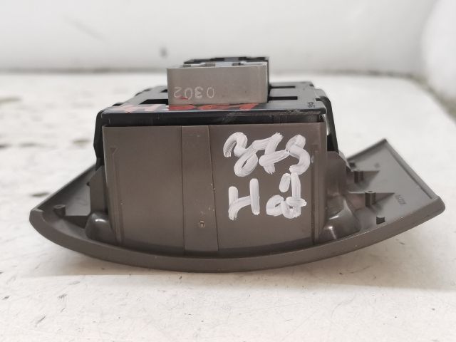 bontott CHRYSLER PT CRUISER Hátsó középső Ablakemelő Kapcsoló