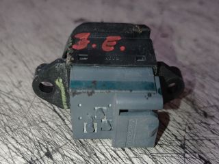 bontott CHRYSLER PT CRUISER Jobb első Ablakemelő Kapcsoló