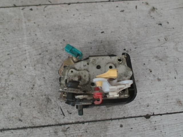 bontott CHRYSLER PT CRUISER Jobb első Ajtózár