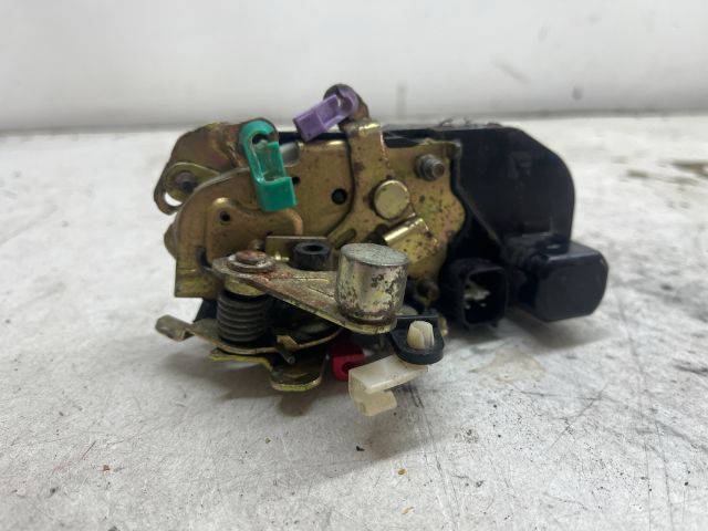 bontott CHRYSLER PT CRUISER Jobb első Ajtózár