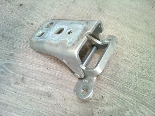 bontott CHRYSLER PT CRUISER Jobb első Alsó Zsanér