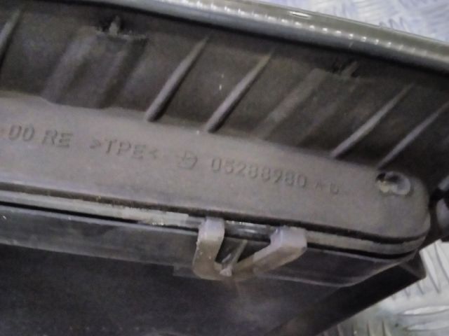 bontott CHRYSLER PT CRUISER Jobb Fényszóró