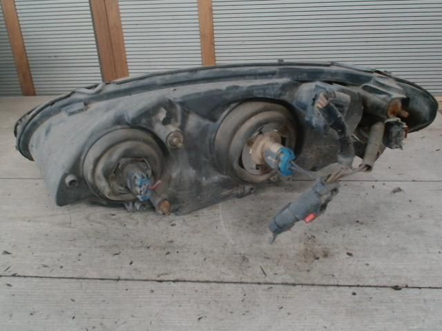 bontott CHRYSLER PT CRUISER Jobb Fényszóró