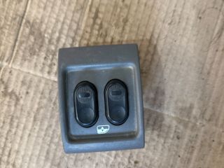 bontott CHRYSLER PT CRUISER Jobb hátsó Ablakemelő Kapcsoló