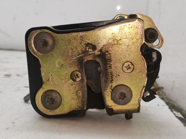 bontott CHRYSLER PT CRUISER Jobb hátsó Ajtózár