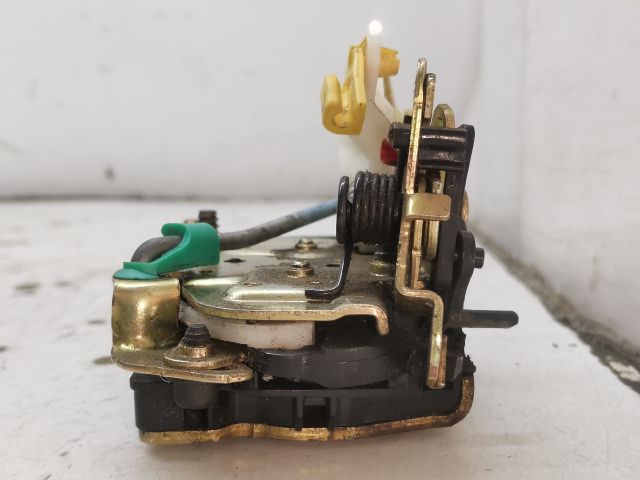 bontott CHRYSLER PT CRUISER Jobb hátsó Ajtózár