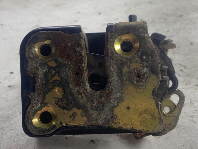 bontott CHRYSLER PT CRUISER Jobb hátsó Ajtózár