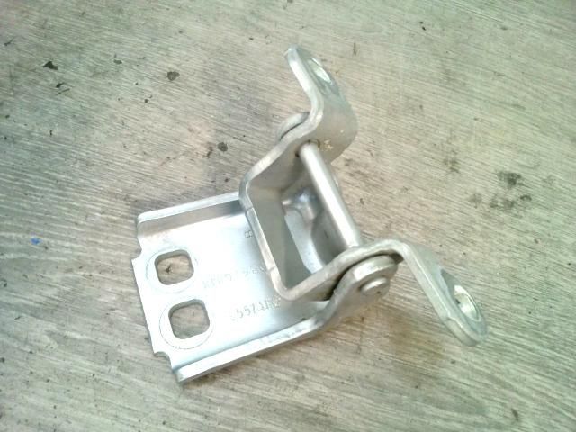 bontott CHRYSLER PT CRUISER Jobb hátsó Alsó Zsanér