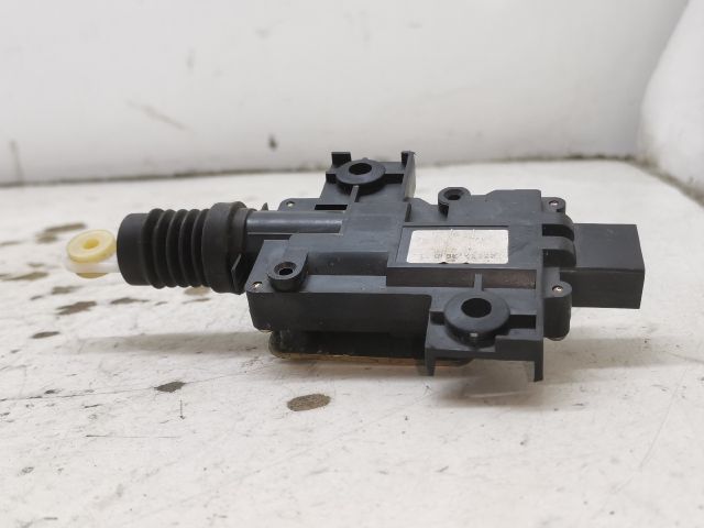 bontott CHRYSLER PT CRUISER Jobb hátsó Központizár Motor