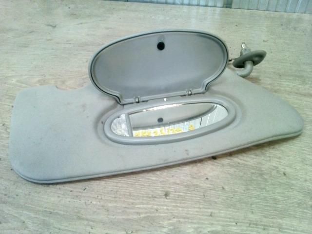 bontott CHRYSLER PT CRUISER Jobb Napellenző