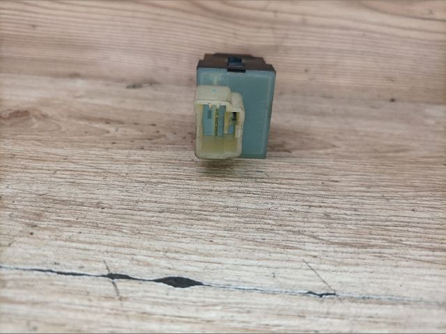 bontott CHRYSLER PT CRUISER Kapcsoló (Magában)