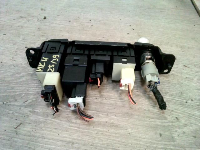 bontott CHRYSLER PT CRUISER Kapcsoló (Magában)