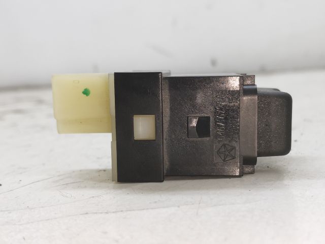 bontott CHRYSLER PT CRUISER Kipörgésgátló Kapcsoló