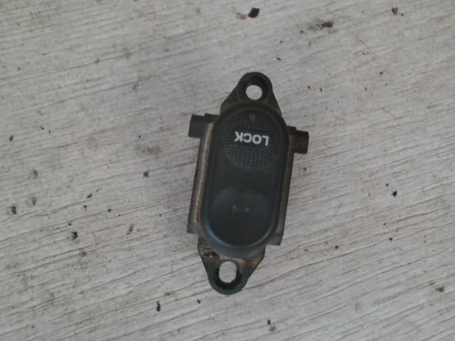 bontott CHRYSLER PT CRUISER Központizár Kapcsoló