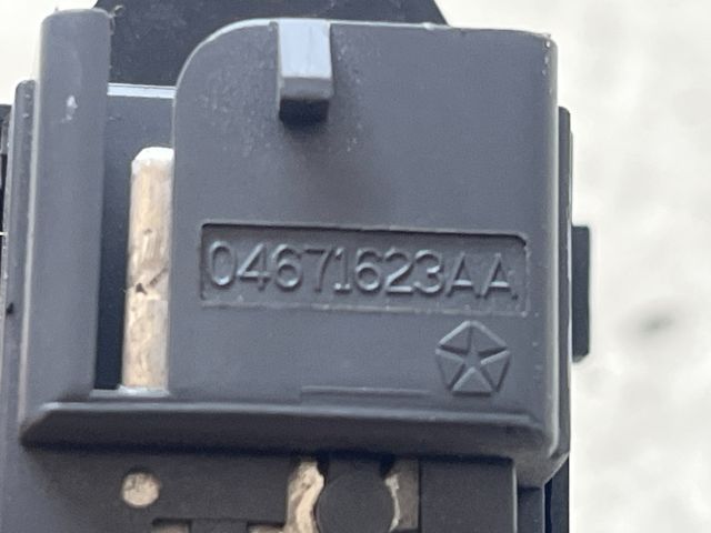 bontott CHRYSLER PT CRUISER Központizár Kapcsoló