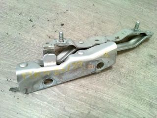 bontott CHRYSLER PT CRUISER Motorháztető Jobb Zsanér