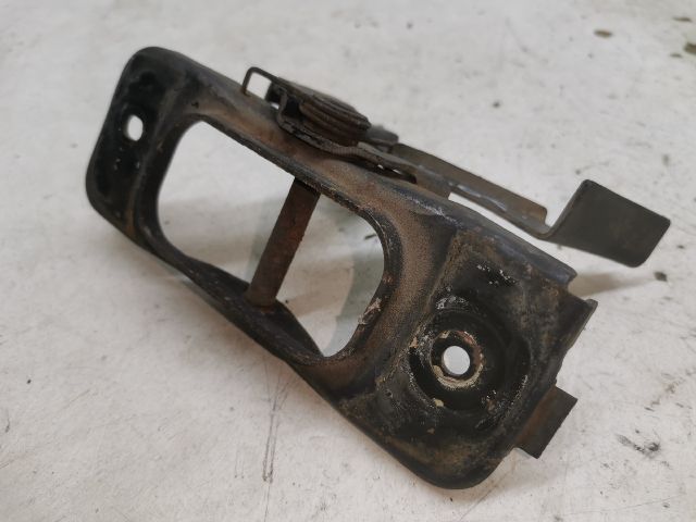 bontott CHRYSLER PT CRUISER Motorháztető Zárszerkezet