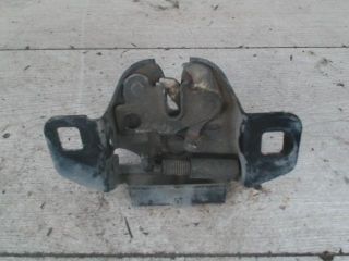 bontott CHRYSLER PT CRUISER Motorháztető Zárszerkezet