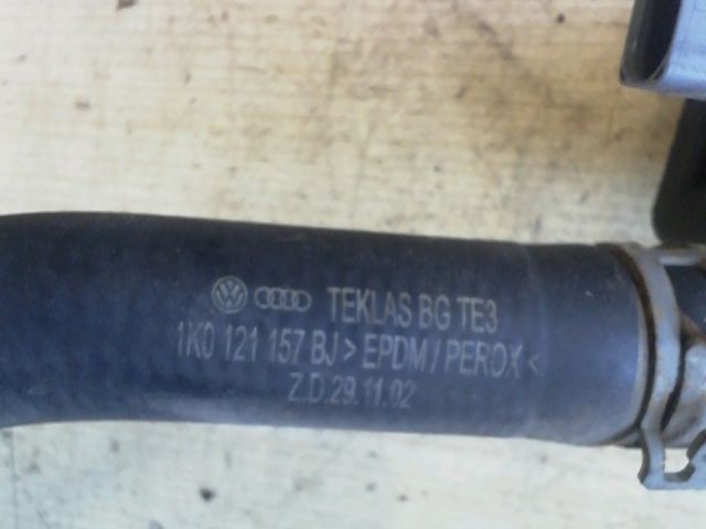 bontott CHRYSLER SEBRING Hűtővíz Elosztó Cső