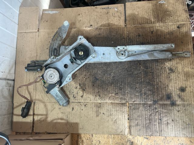 bontott CHRYSLER STRATUS Bal első Ablakemelő Szerkezet (Elektromos)