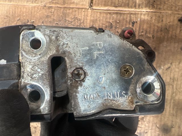 bontott CHRYSLER STRATUS Bal első Ajtózár