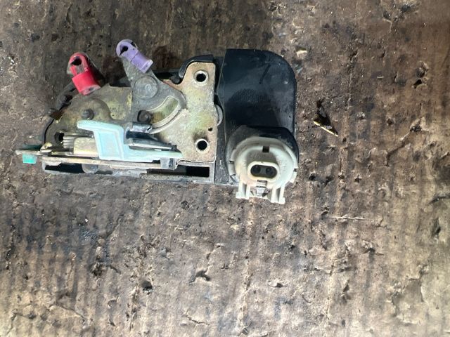 bontott CHRYSLER STRATUS Bal első Ajtózár