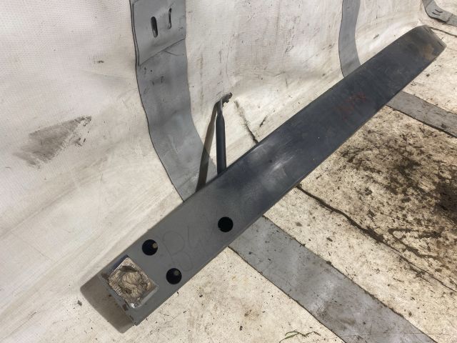 bontott CHRYSLER STRATUS Első Lökhárító Merevítő (Fém)