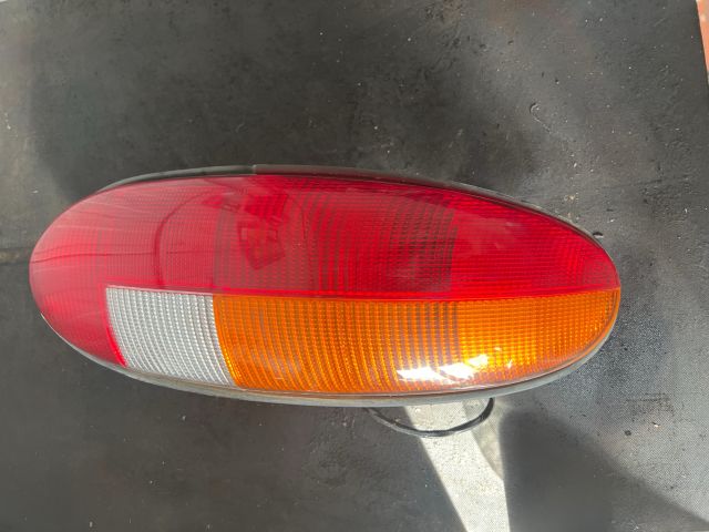 bontott CHRYSLER STRATUS Jobb Hátsó Lámpa