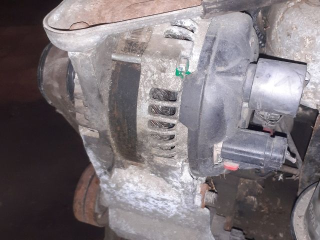 bontott CHRYSLER VOYAGER Generátor