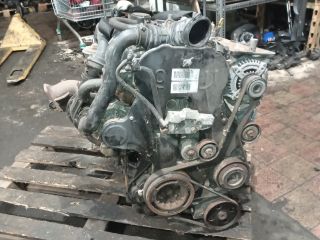 bontott CHRYSLER VOYAGER Motor (Fűzött blokk hengerfejjel)