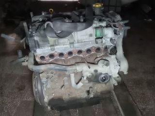 bontott CHRYSLER VOYAGER Motor (Fűzött blokk hengerfejjel)