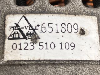 bontott CHRYSLER VOYAGER Generátor