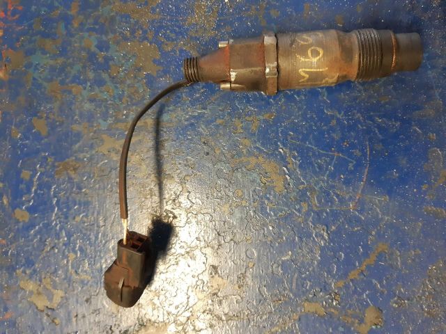 bontott CHRYSLER VOYAGER Porlasztó (1 db)