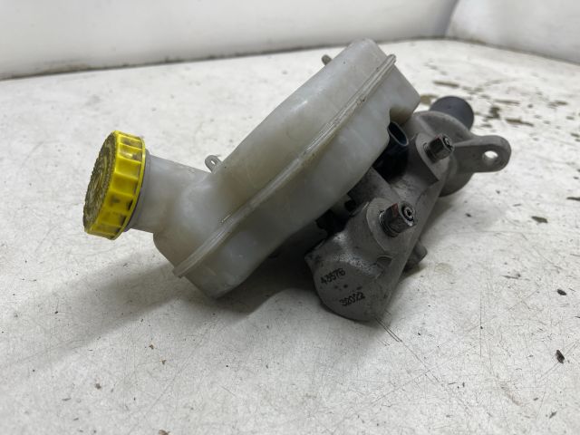 bontott CHRYSLER VOYAGER Főfékhenger