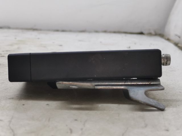 bontott CHRYSLER VOYAGER Antenna Erősítő