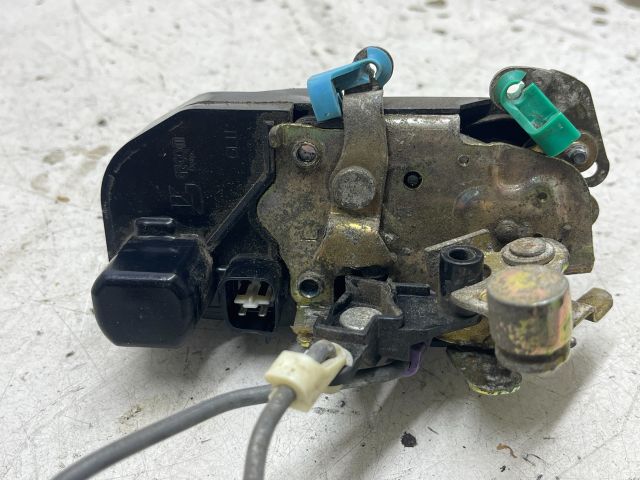 bontott CHRYSLER VOYAGER Bal első Ajtózár