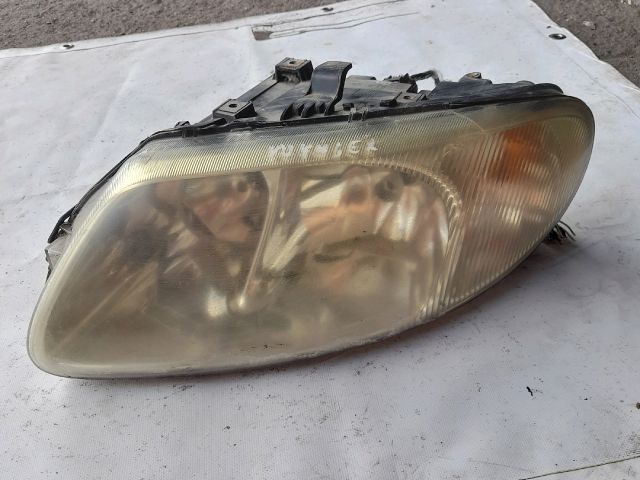 bontott CHRYSLER VOYAGER Bal Fényszóró