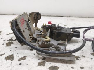 bontott CHRYSLER VOYAGER Bal hátsó Ajtózár