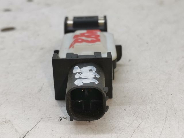 bontott CHRYSLER VOYAGER Bal hátsó Oldal Ütközés Érzékelő