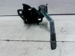 bontott CHRYSLER VOYAGER Bal Motorháztető Zárszerkezet