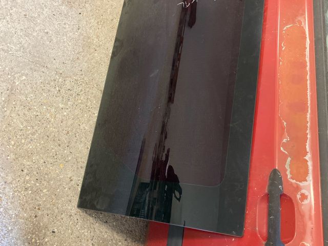 bontott CHRYSLER VOYAGER Bal Tolóajtó Ablak